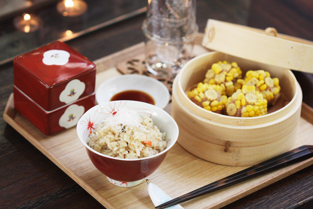 Corn Shumai (Steamed Dumplings) + Chinese Style Mixed Rice