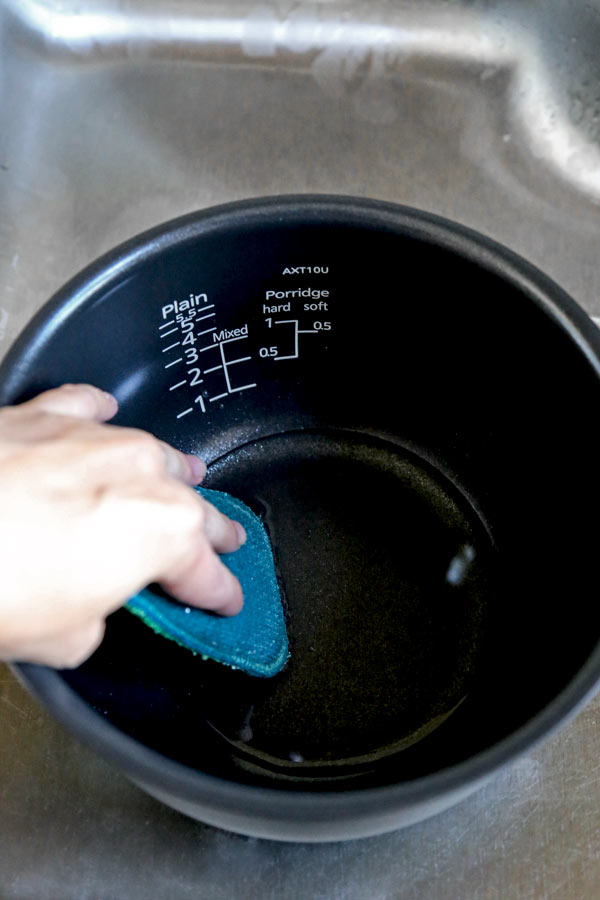 How To Clean A Rice Cooker