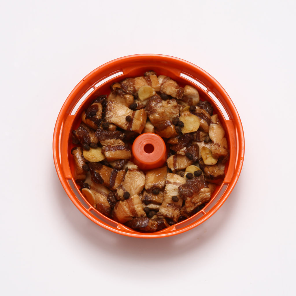 Spare ribs in Tacook steam tray