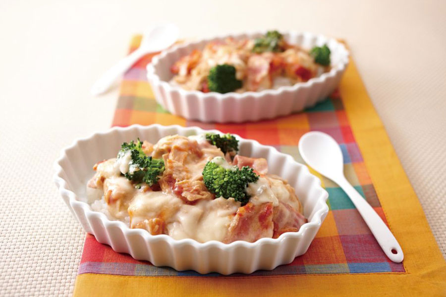 Bacon and tuna rice casserole