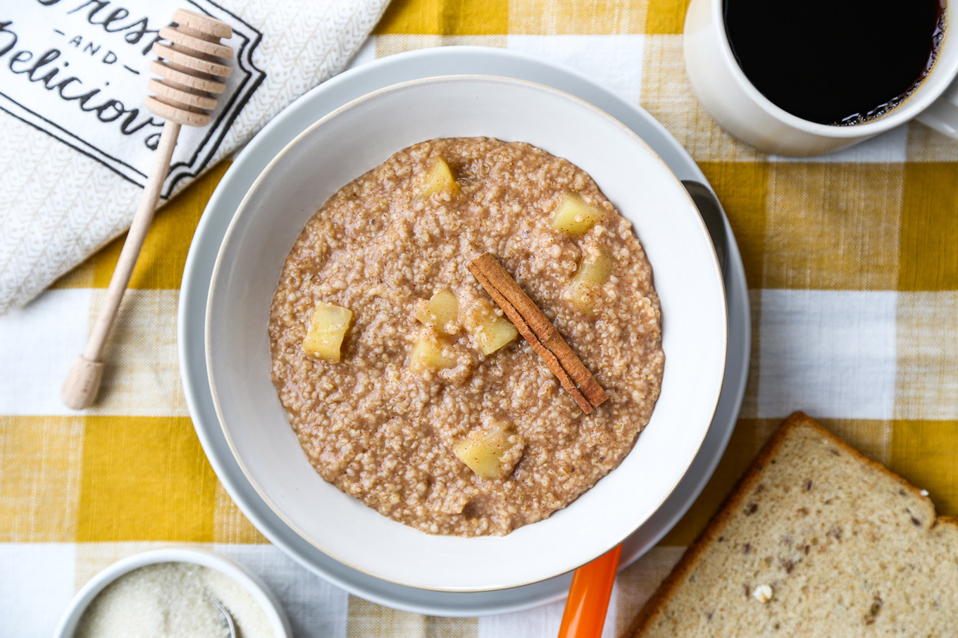 Rice Cooker Apple Cinnamon Steel Cut Oats